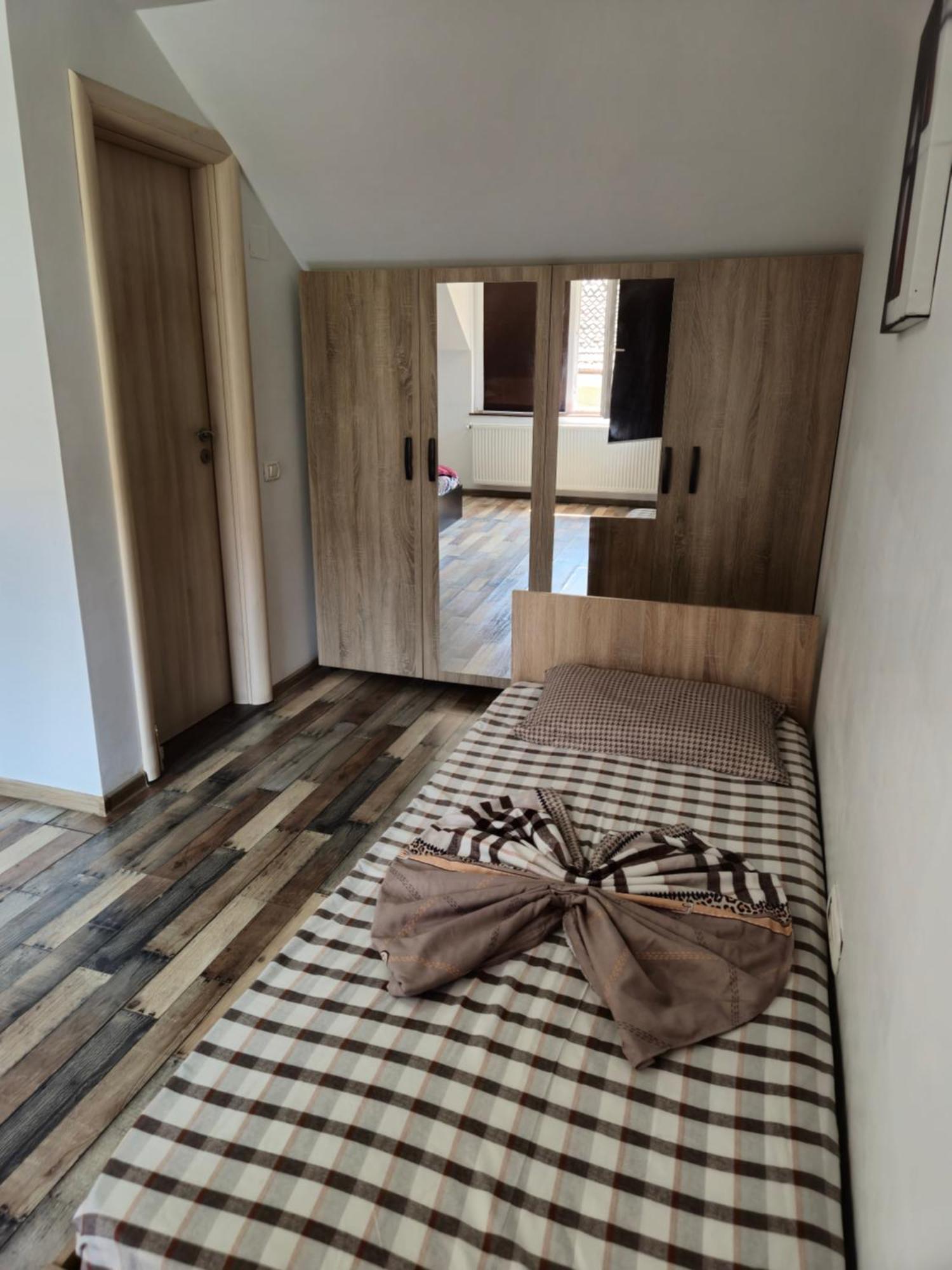 Apartamente De Inchiriat Lucky House Braszów Zewnętrze zdjęcie
